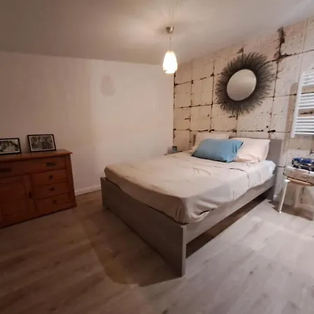 펜션 Maisonnette 코르베일에쏘네